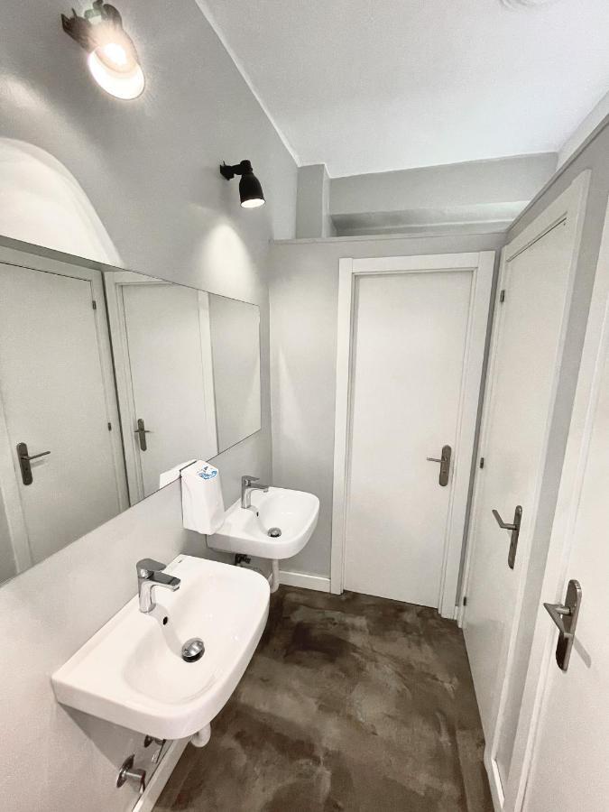 Az The Zity Hostel - Coliving Zaragoza Kültér fotó